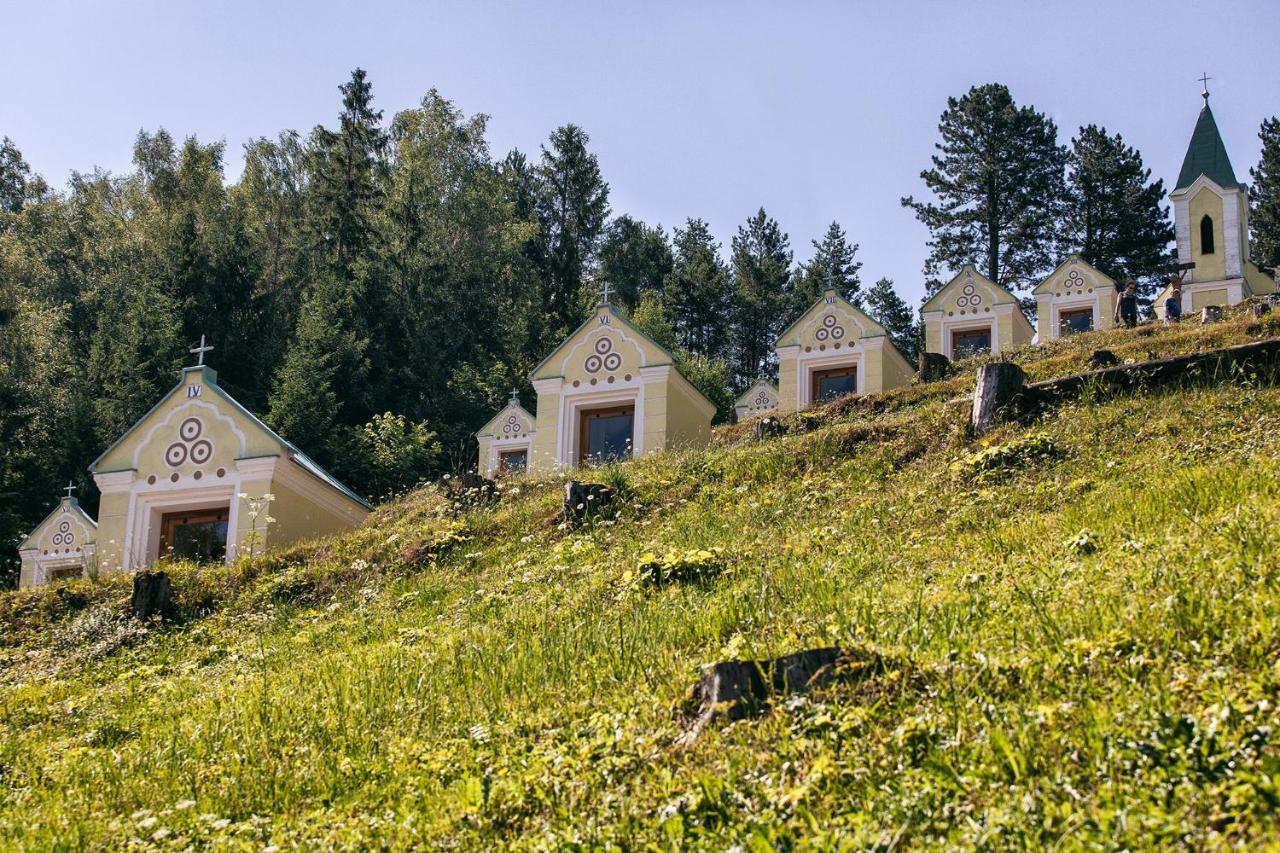 Hostinec U Hromadov - Ubytovanie V Sukromi Rajecka Lesna ภายนอก รูปภาพ